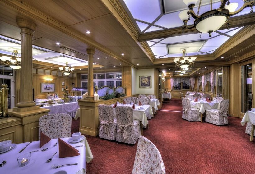 Villa Medici Hotel & Restaurant