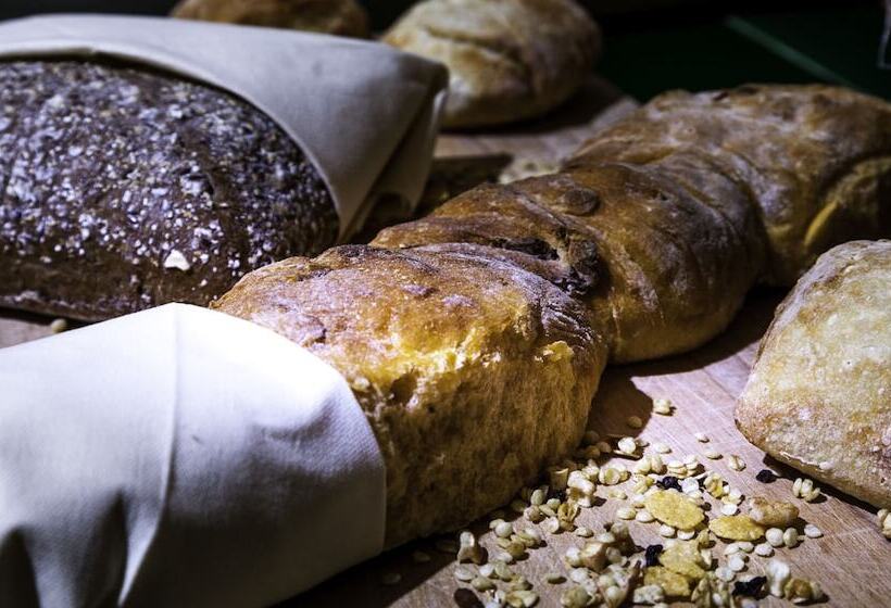 Villa Medici Hotel & Restaurant