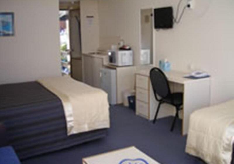 Wrights By The Sea Motel