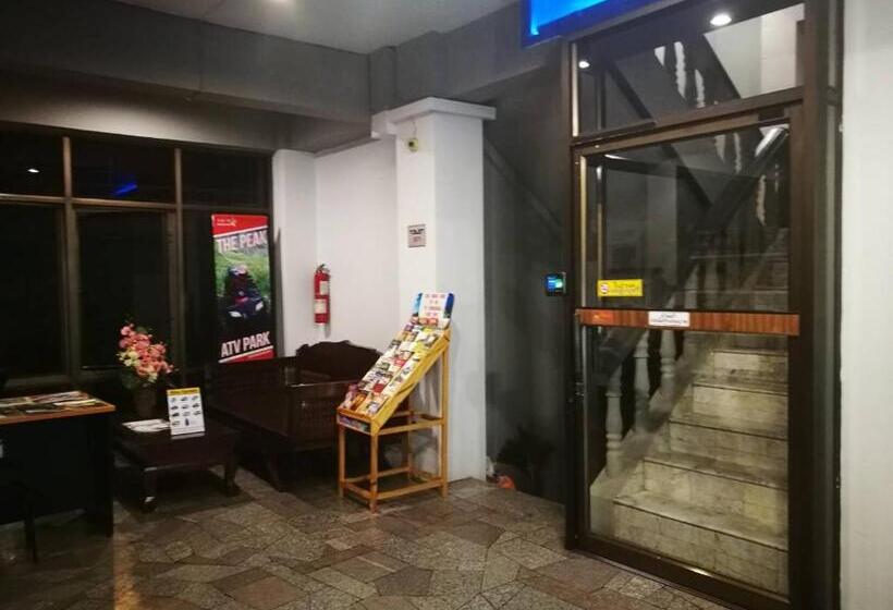 Общежитие Duangdren Apartment