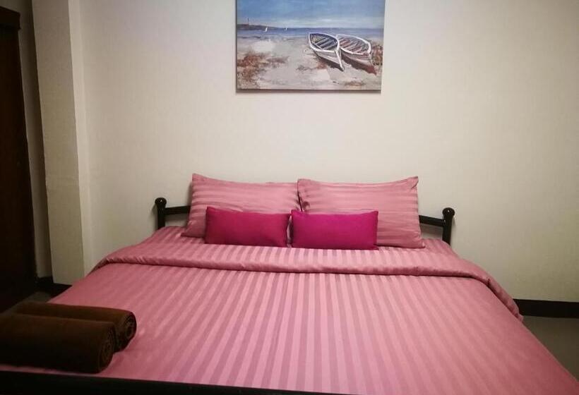 Общежитие Duangdren Apartment