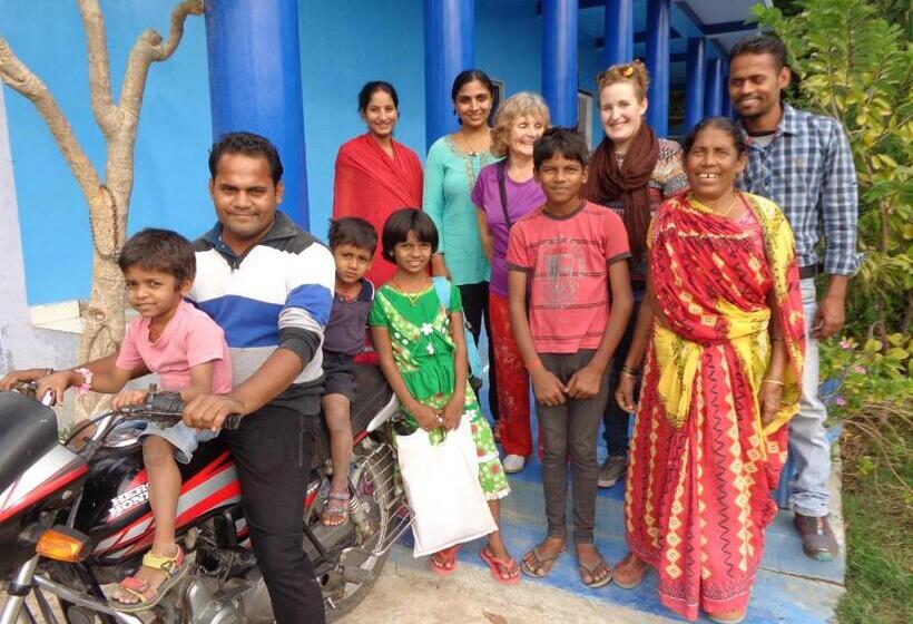 הוסטל Tara Guest House