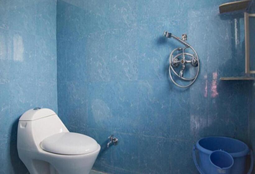 הוסטל Tara Guest House