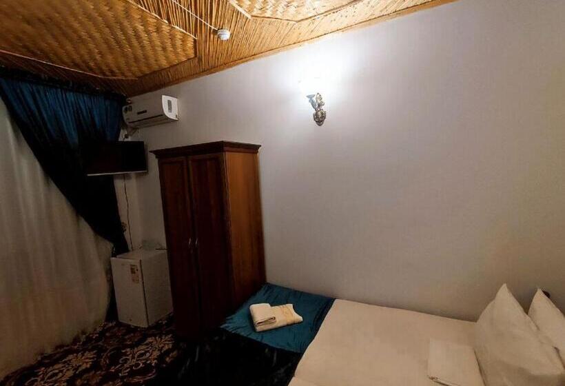 Boutique Hotel Parvina