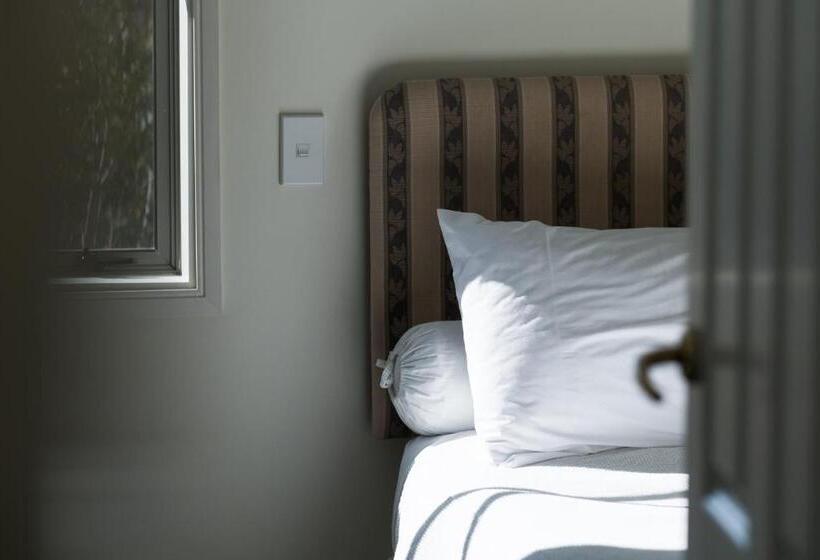 Bruce Waterfront Apartments