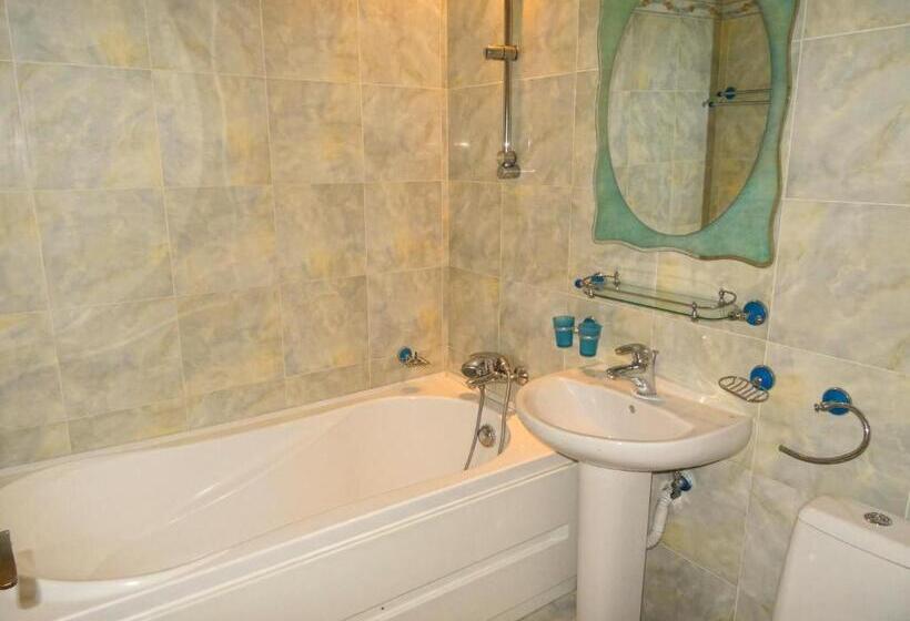 Club Onix Apartments