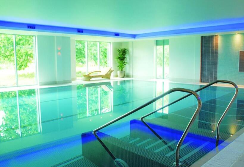 De Vere Cotswold Water Park Apartments