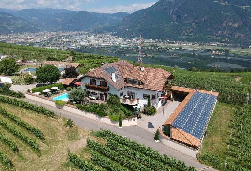 Ferienwohnungen Lanserhof