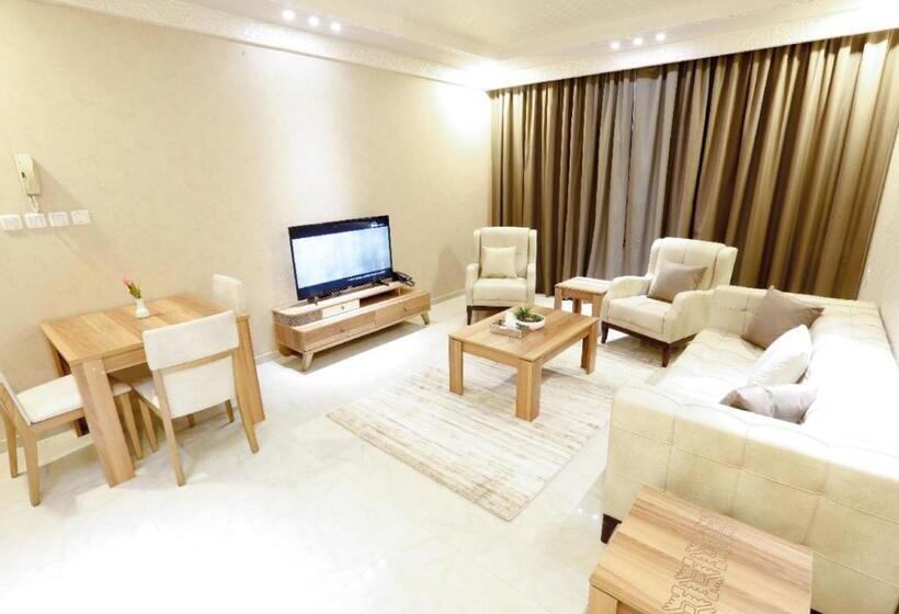 Four Seasons Suites
