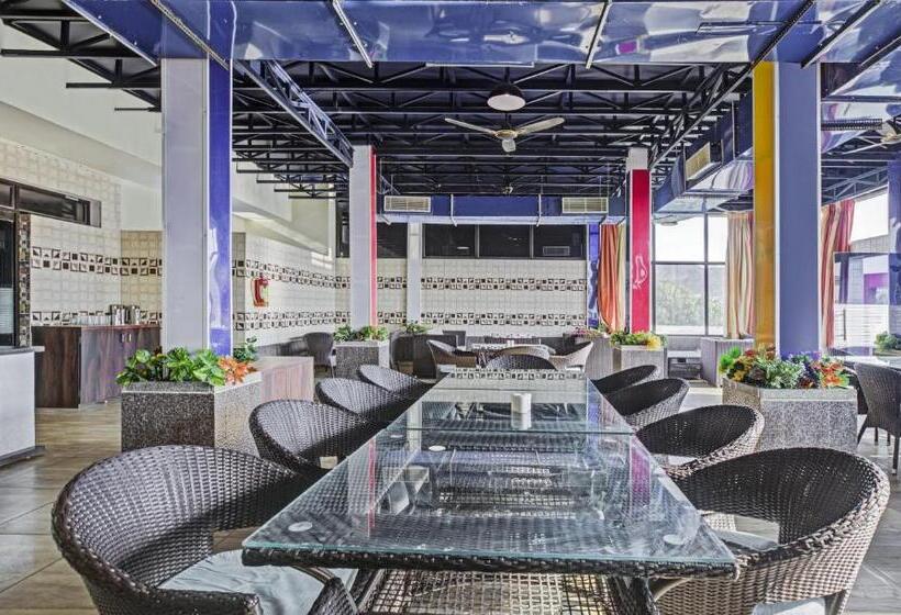 هتل Royal Dezire Udaipur