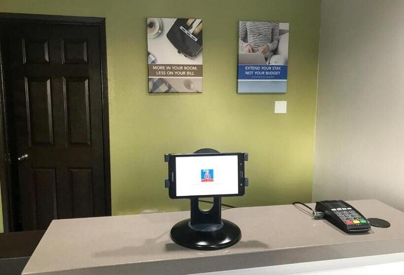 ホテル Studio 6 Buttonwillow, Ca