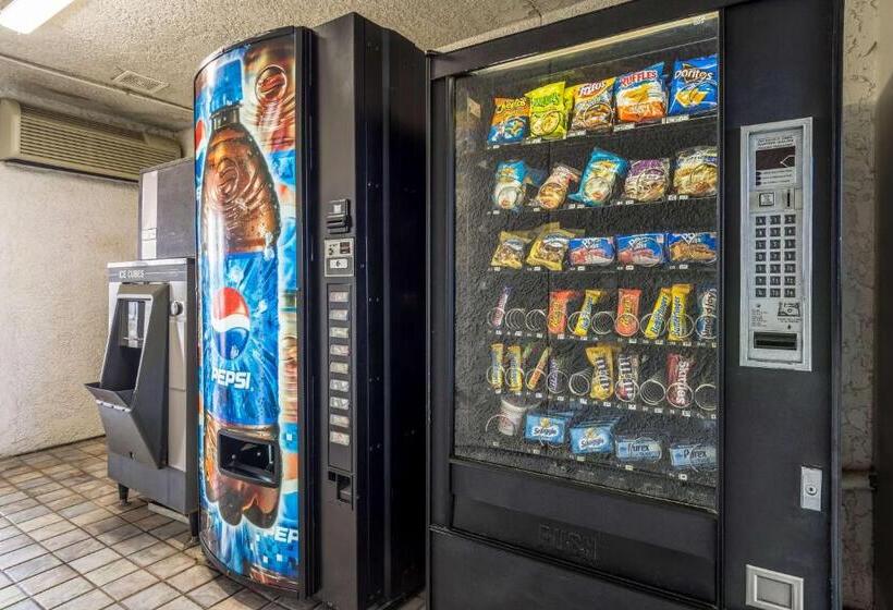 ホテル Studio 6 Buttonwillow, Ca