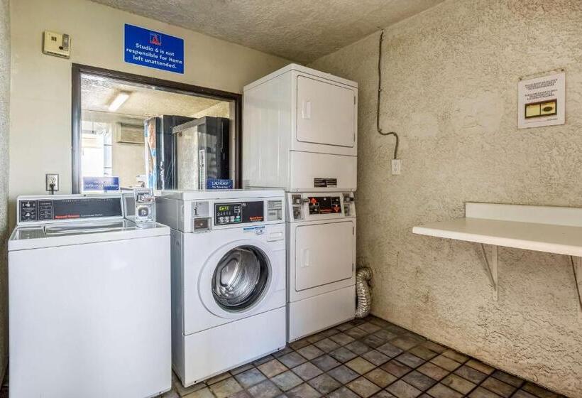 ホテル Studio 6 Buttonwillow, Ca