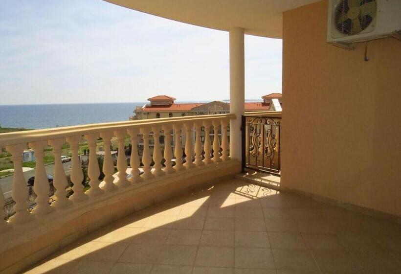 Maisonettes In Royal Bay Residence And Spa