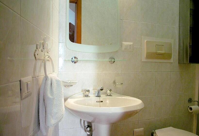 پانسیون Affittacamere Rollando