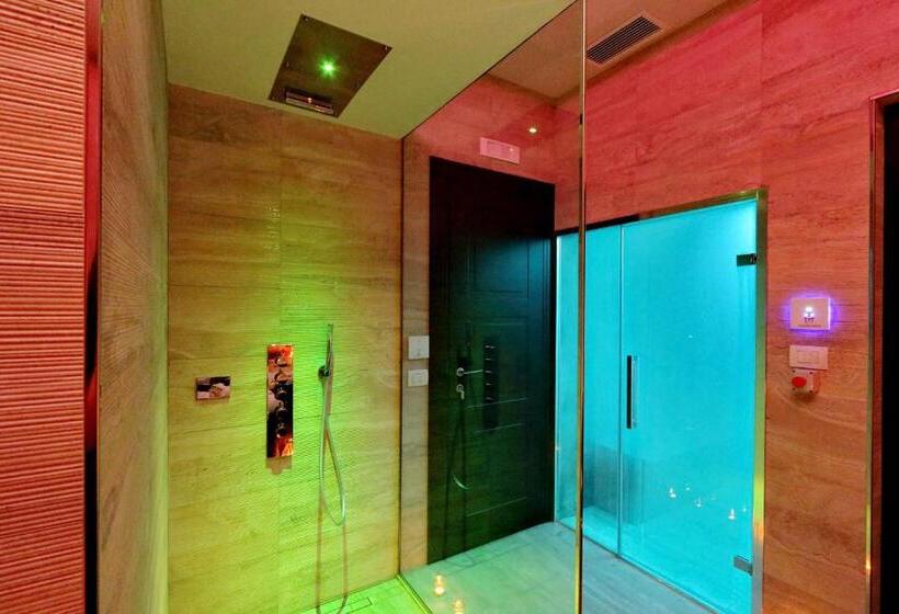 پانسیون Colonna 32