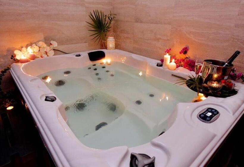 پانسیون Colonna 32