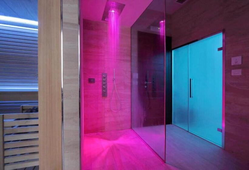 پانسیون Colonna 32