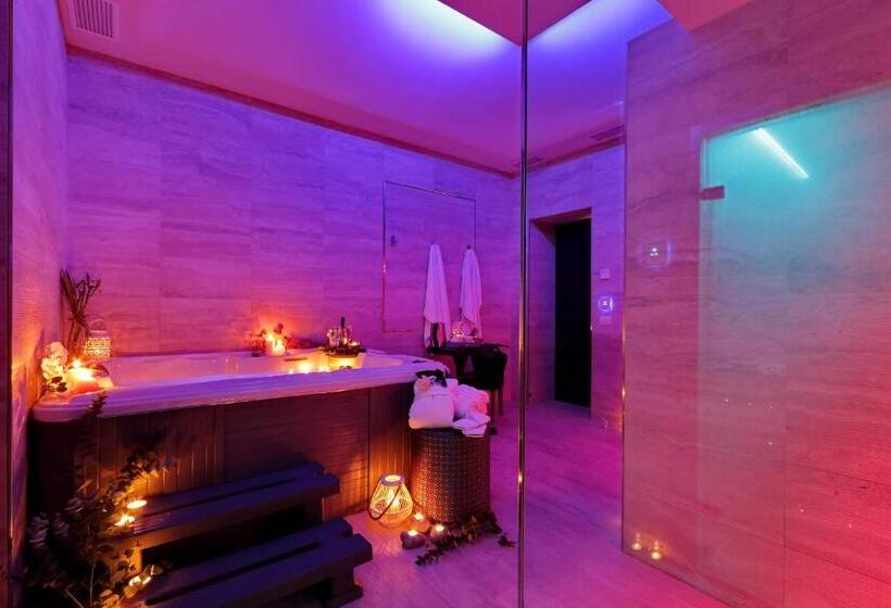 پانسیون Colonna 32