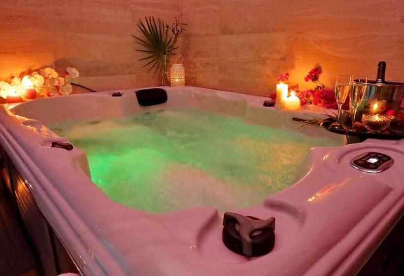 پانسیون Colonna 32