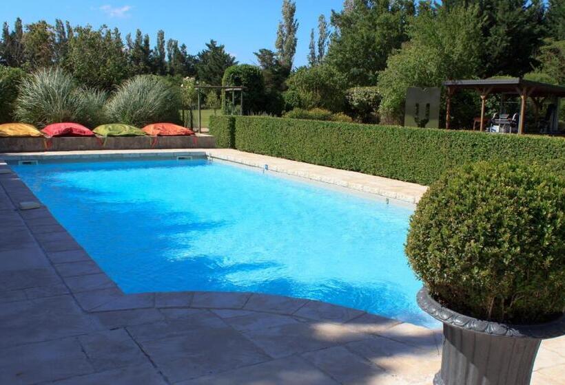 פנסיון Gite Des Carmes And Spa