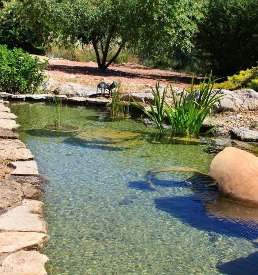 بنسيون Gite Des Carmes And Spa