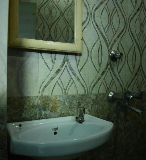 פנסיון Royal Heritage Guest House