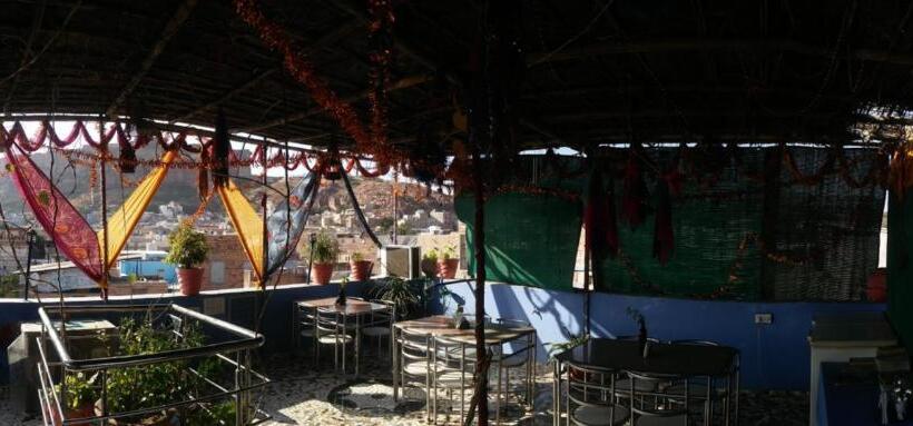 פנסיון Royal Heritage Guest House