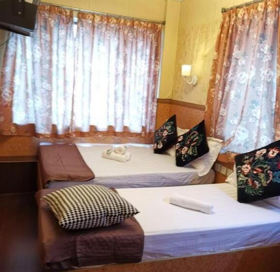 پانسیون Toronto Guest House