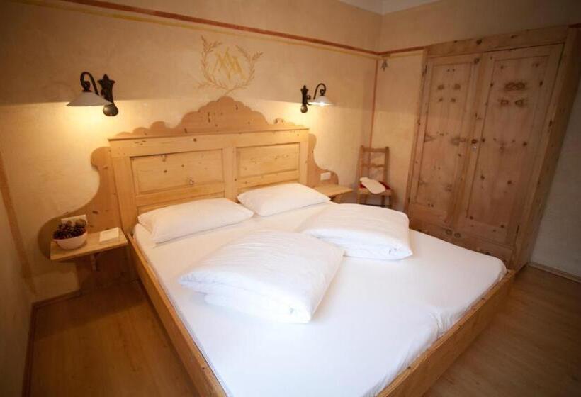 Piccolohotel Tempele Garni