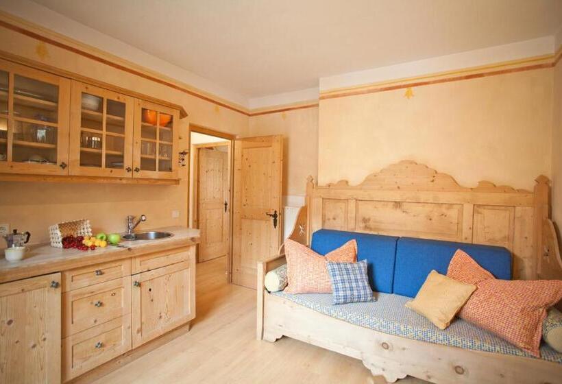 Piccolohotel Tempele Garni