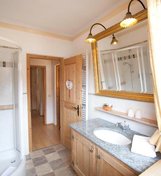 Piccolohotel Tempele Garni