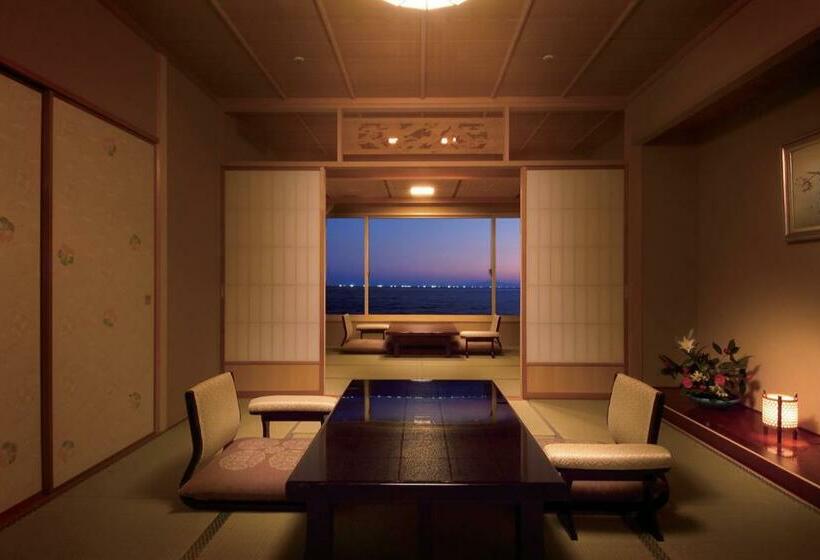 ريوكان Heiseikan Shiosaitei Hanatsuki