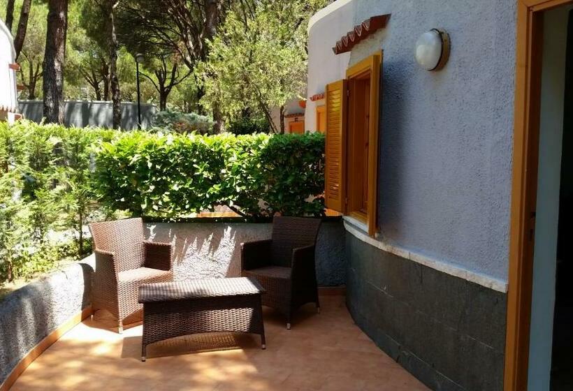 Villaggio Turistico La Mantinera Residence