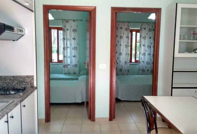 Villaggio Turistico La Mantinera Residence