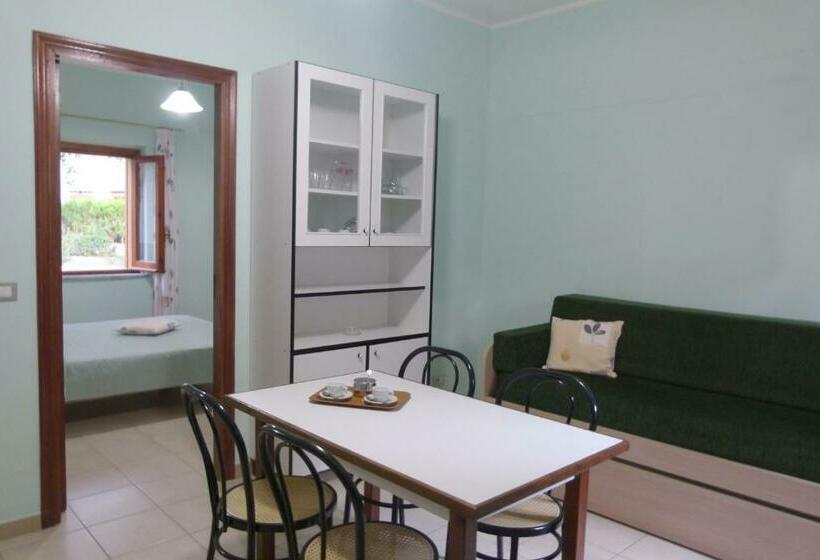 Villaggio Turistico La Mantinera Residence