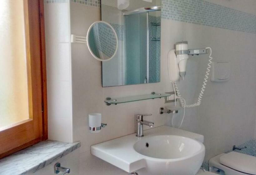 Villaggio Turistico La Mantinera Residence