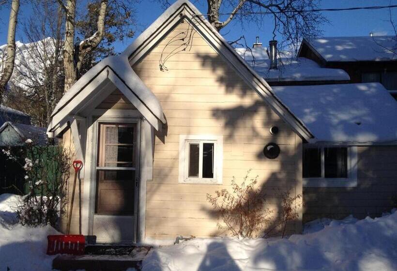 مبيت وإفطار Holiday Lodge Cabins