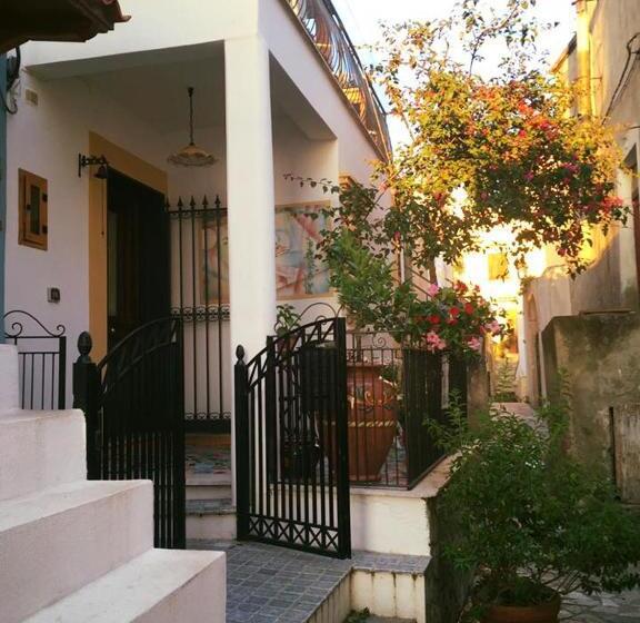 مبيت وإفطار La Casa Di Ivana