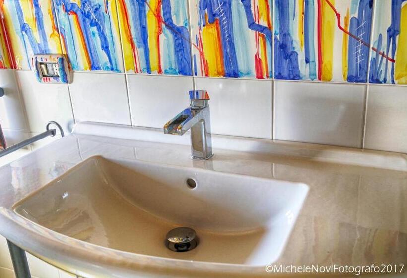 مبيت وإفطار La Casa Di Ivana