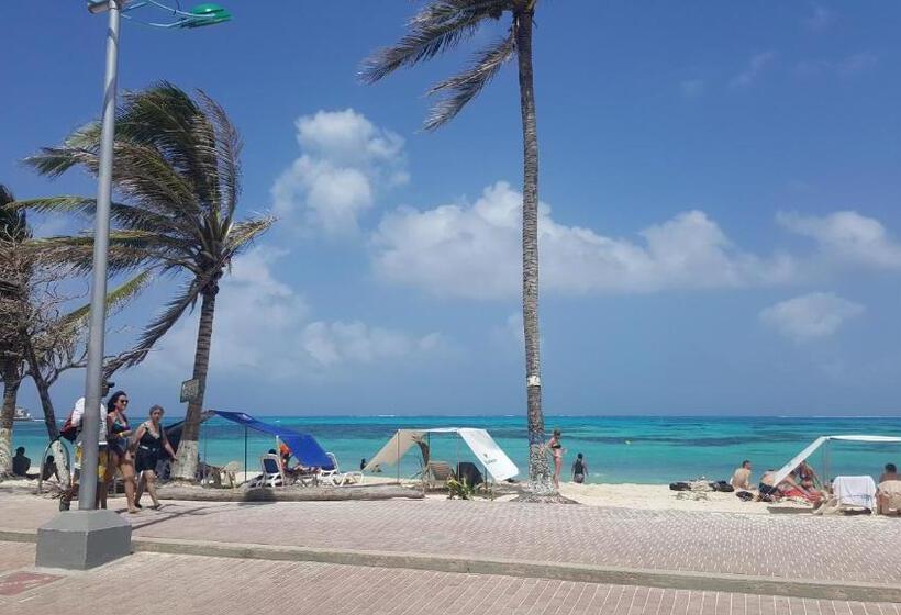 Caribbean Island Hotel Piso 2