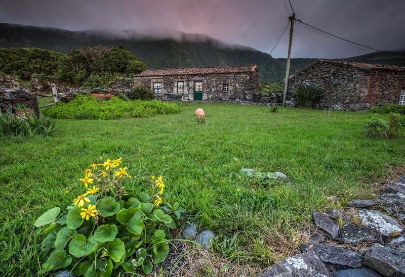 ホテル Aldeia Da Cuada