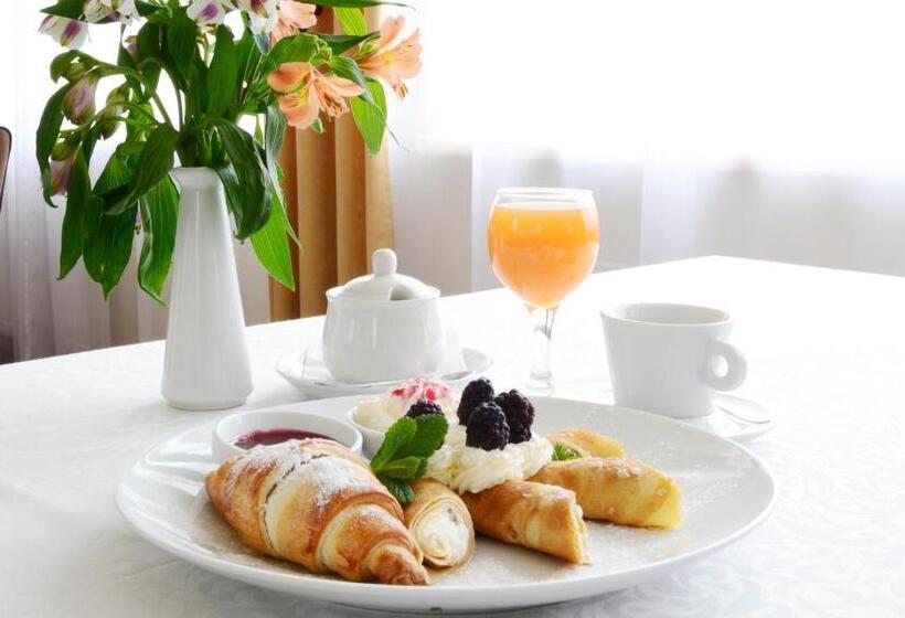 فندق Argo Premium