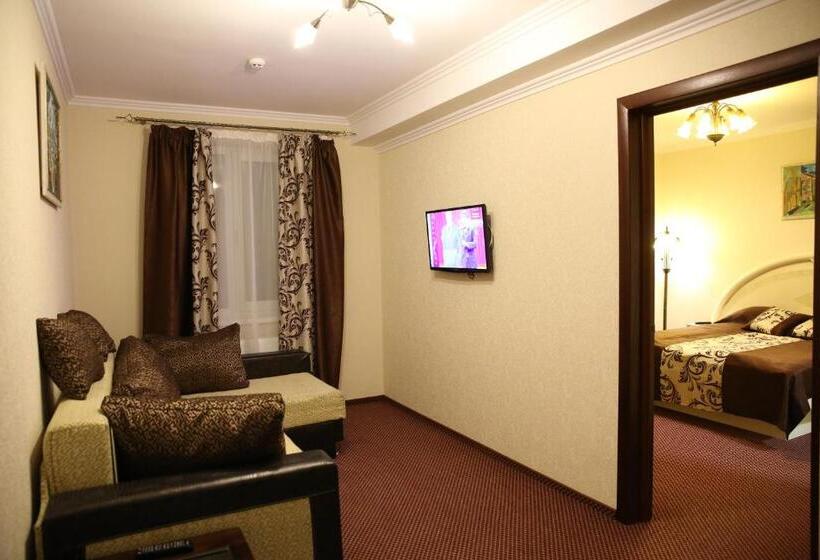 فندق Argo Premium