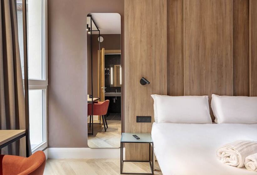 B&b Hotel Genova City Center