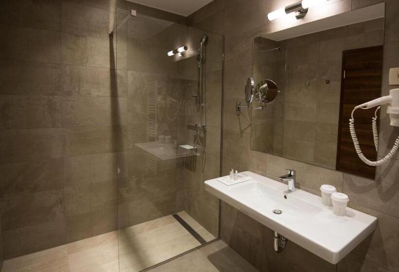 هتل Cliff Belvedere