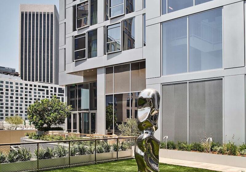 فندق Conrad Los Angeles