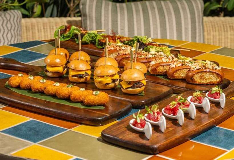 فندق Conrad Los Angeles