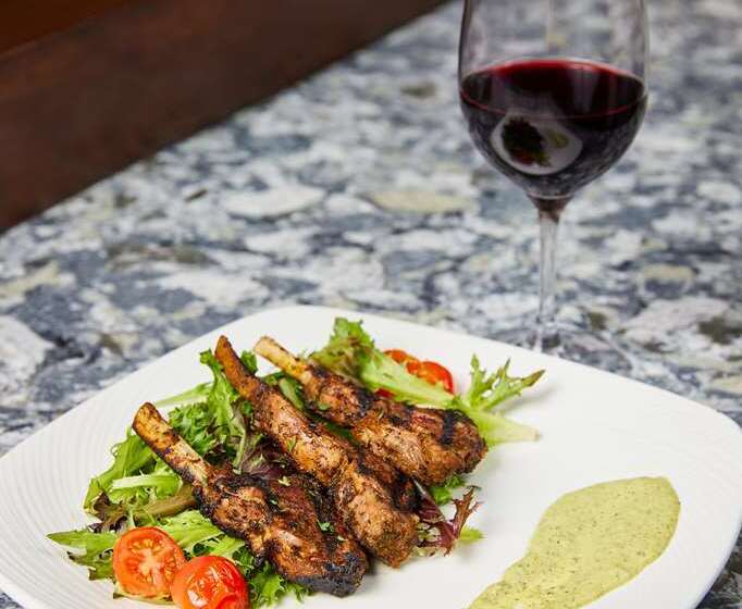 فندق Embassy Suites By Hilton Atlanta Airport North