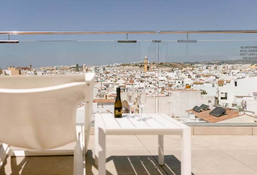 هتل Estepona Plaza